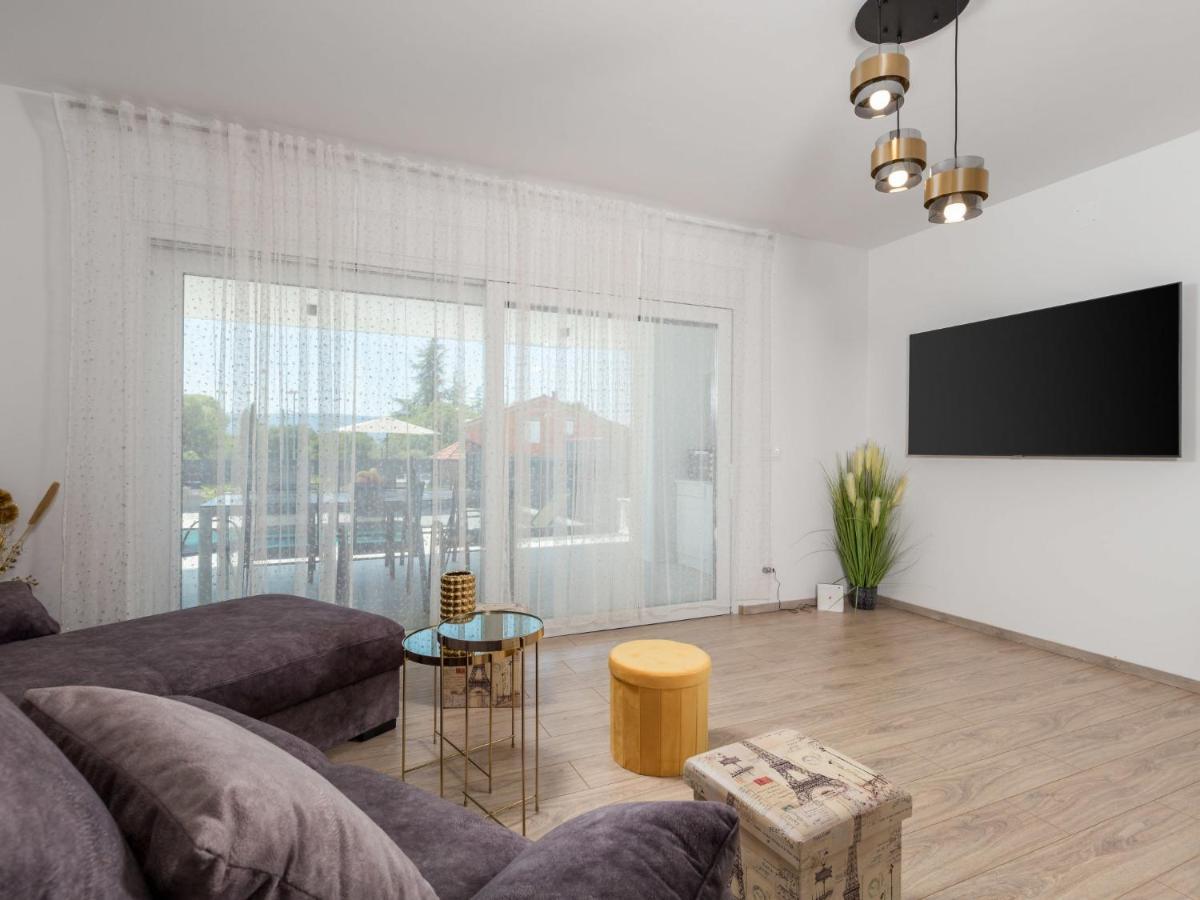 Holiday Home Villa Palma - Krk148 By Interhome Pinezici  Exterior photo